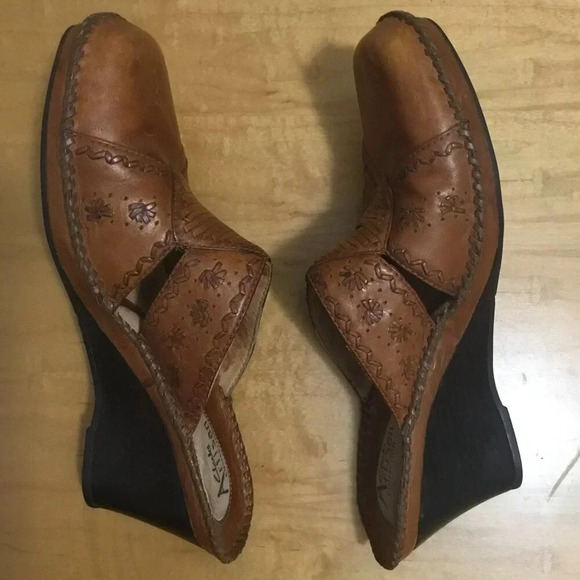 Clarks Artisan 9 M Leather Wedge Mules Chestnut Brown Women's Slip On Shoe - Picture 4 of 11